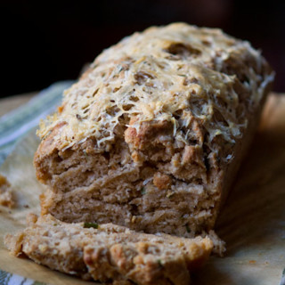 Cheddar and Chive Guinness Bread