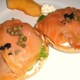 Cheese and Salmon Bagel Ww
