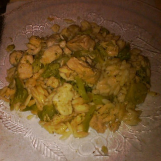 Chicken n Broccoli-Topped Orzo