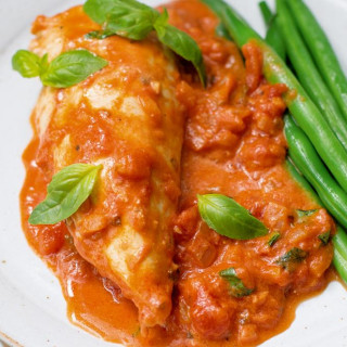 Chicken with tomato & mascarpone 