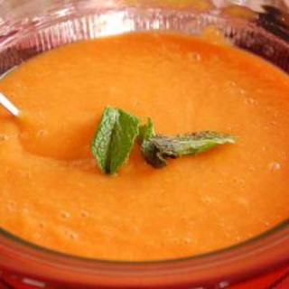 Chilled Creamy Carrot Soup