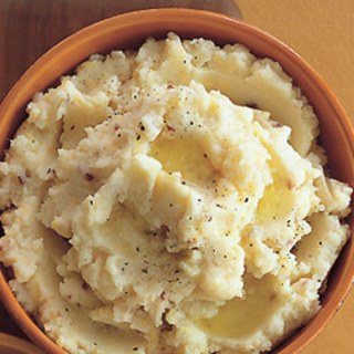 Chipotle-White Cheddar Mashed Potatoes