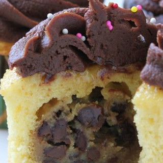 Chocolate Chip Cookie Dough Cupcake