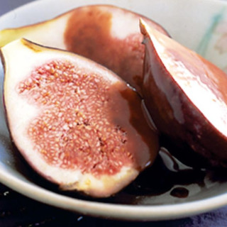 Chocolate figs