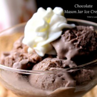 Chocolate Mason Jar Ice Cream