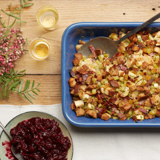 Cider, Bacon, and Golden Raisin Stuffing
