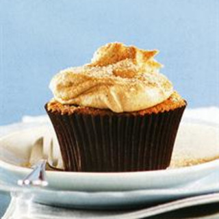 Cinnamon Buttermilk Cupcakes with a Cinnamon and Creme Fraiche Butter Icing