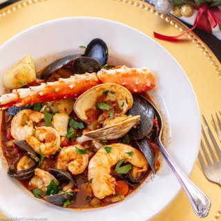 Cioppino: A Special Occasion Italian Seafood Soup for Christmas Eve &ndash;