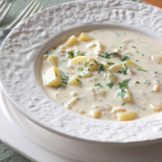 Clam Chowder - Fast and Easy