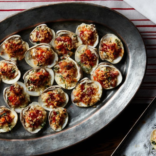 Clams Casino with Bacon and Bell Pepper