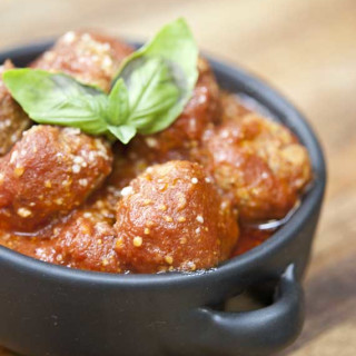 Clean Eating Slow Cooker Italian Style Meatballs