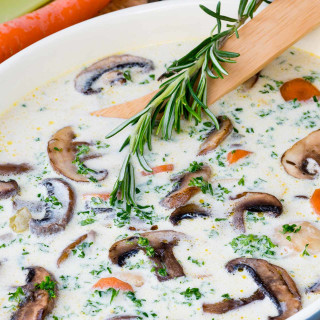 Clean Eating Style Cream of Chicken and Mushroom Soup
