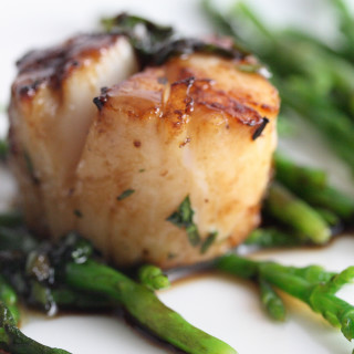 Coconut Lime Grilled Scallops