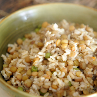 Cook Brown Rice and Lentils Together in a Rice Cooker