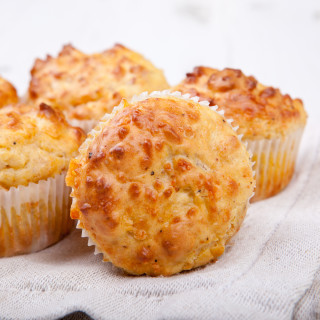 Cracked Pepper Cheddar Muffins