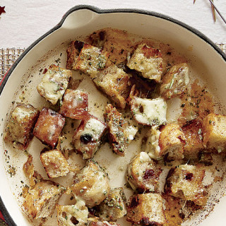 Cranberry-Pecan Croutons with Gruyère and Rosemary