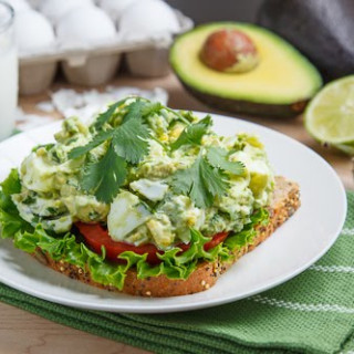 Creamy Avocado/Guacamole Egg Salad Sandwich