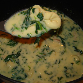 Creamy Chicken-Spinach Soup, 8 PointsPlus Points