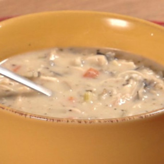 Creamy Chicken Wild Rice Soup – Crock pot
