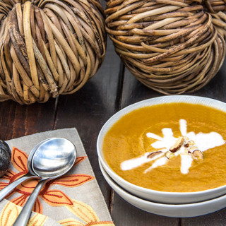 Creamy Curry Cocunut Pumpkin Soup