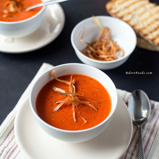 Creamy roasted pepper soup