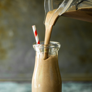 Creamy Chocolate Hemp Smoothie for Two