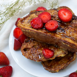 Creme Brulee French Toast with Strawberries (Dairy Free, Refined Sugar Free