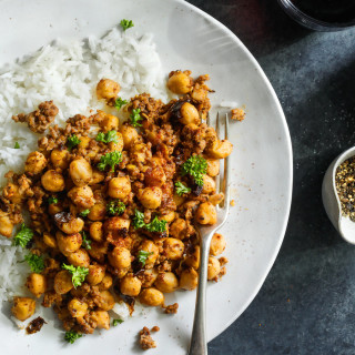 Crispy Chickpeas With Ground Meat
