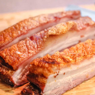 Crispy Roasted Pork Belly (Thịt Heo Quay)
