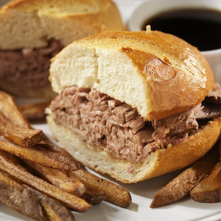 Crockpot Beef Dip Sandwiches with Broth