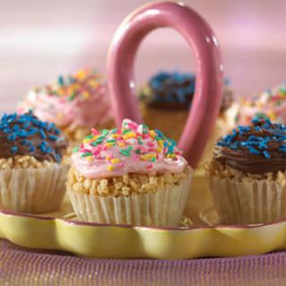 Crunch-a-Bunch Cupcakes