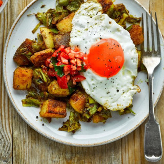 Curried leek and potato hash with fried eggs