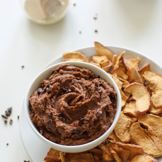 Date-Sweetened Dark Chocolate Hummus and Apple Chips