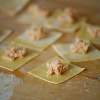 DeLallo Pastas and Sauces Recipes: Meat Filled Pasta - Tortellini Bolognese
