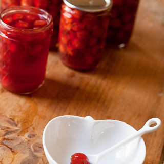 DIY Maraschino Cocktail Cherries with Amaretto