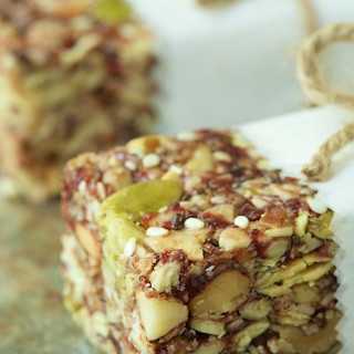 Dried Cherry and Almond Energy Bars