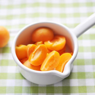 Easy Apricot Cream Dessert