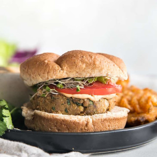 Easy Chickpea Burgers with Chipotle Aioli &bull; Fit Mitten Kitchen