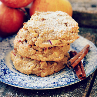 Easy Cinnamon Apple Cookies {grain free, gluten free, refined sugar free, d