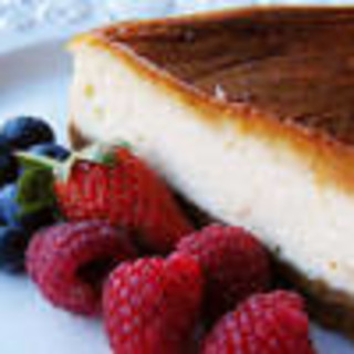 Easy Vanilla Protein Cheesecake