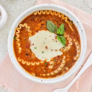 Easy Vegan Lasagna Soup in One Pot (Gluten Free Option)