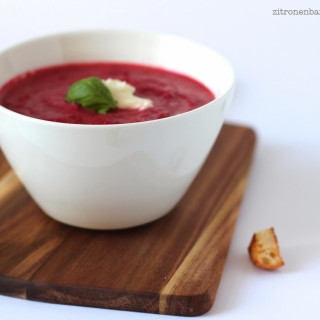 Feurige Rote-Bete-Suppe