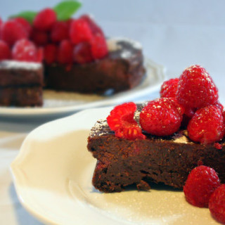 Flourless Chocolate Raspberry Cake Recipe