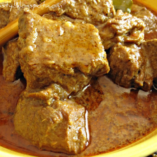 Fragrant Beef Curry with Rice