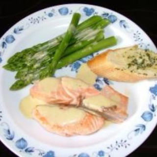 Fried Salmon & Cold Asparagus with Mustard Mayonnaise