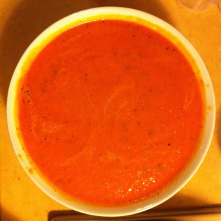 Garden Tomato & Basil Soup