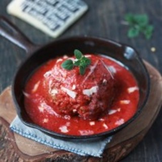 Giant Italian Meatball Recipe (Low Carb and Gluten Free)