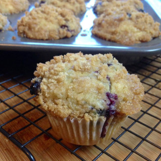 Gluten Free Vegan Blueberry Muffins with a Streusel Topping