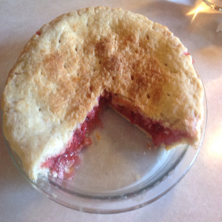 Grandma's Strawberry Rhubarb Pie