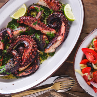 Greek-style Octopus recipe (Xtapodi)